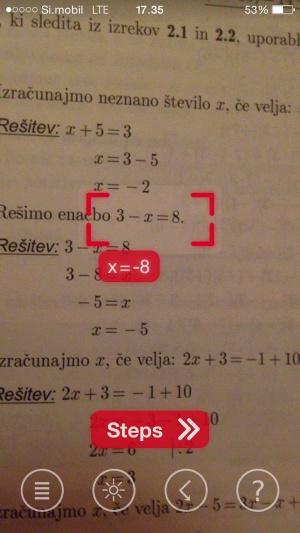 Če ne izberemo zelo natančno le enačbe, ima PhotoMath zlasti pri slabši osvetlitvi težave s prepoznavanjem.