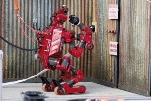 Na zadnjem tekmovanju agencije DARPA so morali roboti rešiti kopico nalog, povezanih z reševanjem ob naravnih nesrečah.