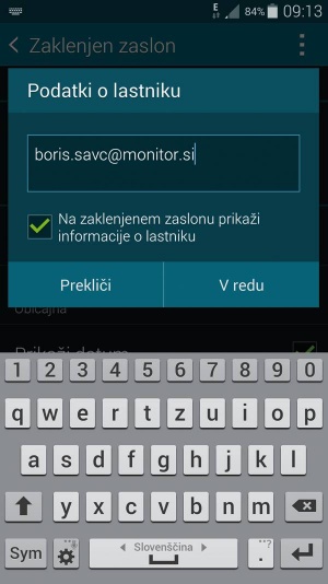 Na zaklenjenem zaslonu med drugim prikažemo osebne podatke, ki bodo od morebitni izgubi telefona najditelju pomagali do poštenosti.