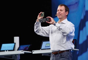 Intelu je s procesorji Core M uspelo več kot dvakrat zmanjšati elektroniko za vgradnjo v mobilne naprave.