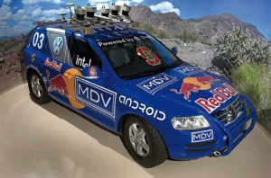 Volkswagen Touareg Stanley je leta 2005 zmagal na Velikem izzivu – robotski dirki v organizaciji DARPA.