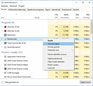 Če nam gre občasno vnovično zaganjanje računalnika ob posodobitvah na živce, ga z razmeroma preprosto zvijačo lahko večkrat prelisičimo.