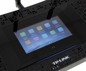 Zaslon, občutljiv na dotik, je pri TP-Linkovem modelu Touch P5 sicer zanimiva zamisel, ki pa prinese predvsem previsoko ceno.