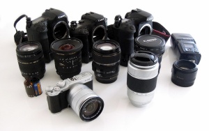 Srebrna je nova črna ali Fujifilm X-A2 bi lahko nadomestil vse te že zastarele aparate.