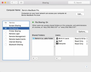 Nastavitve za deljenje datotek iz Maca najdemo  v System Preferences/Sharing/File Sharing.