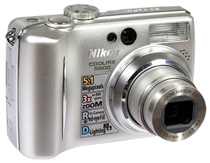 Nikon Coolpix 5900 in Coolpix 7900
