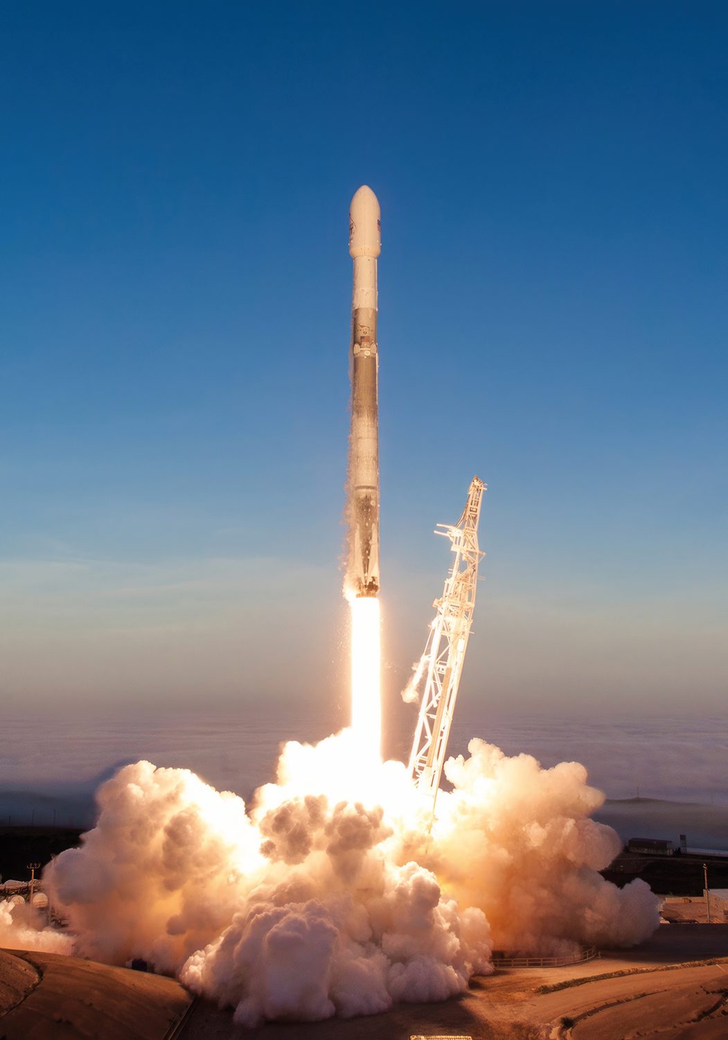 SpaceX trenutno uporablja Falcon 9 za izstrelitve satelitov. Slika: SpaceX