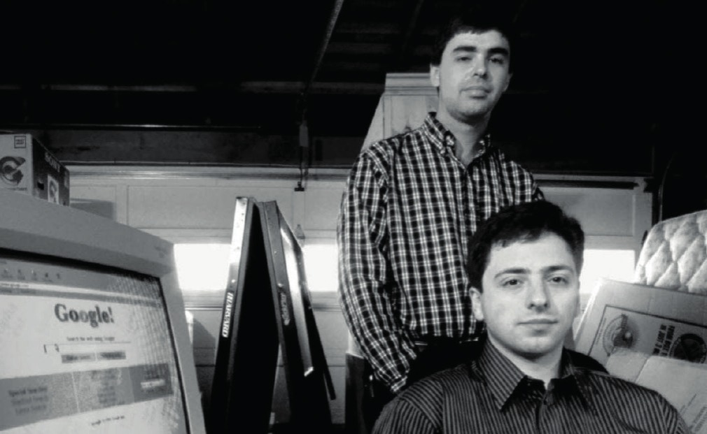 Larry Page in Sergey Brin sta Google spočela kot raziskovalni projekt v času doktorskega študija na Stanfordu.
