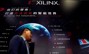 AMD naj bi kupil podjetje Xilinx