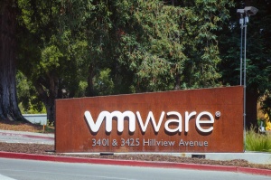 Dell načrtuje osamosvojitev družbe VMware