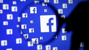 Facebook (zaenkrat) rešen protimonopolne tožbe