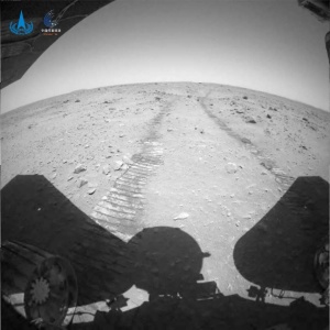 Kitajska vesoljska agencija objavila posnetke svojega roverja z Marsa