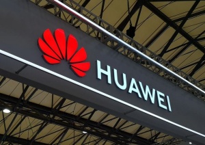 Huawei: letos padec zaslužka 52%