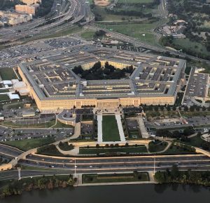 Pentagon pogodbo za računalniški »oblak« podelil štirim podjetjem