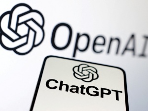 ChatGPT dobiva povezavo z internetom prek Binga