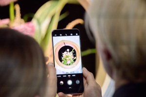 Huawei širi svojo ponudbo v Evropi z novima vrhunskima telefonoma P60 Pro in Mate X3