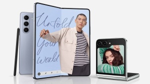 Zložljiva Samsungova prvaka posnemata Galaxy S24
