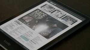Barvni Kindle ročno naložene datoteke PDF prikaže brez barv