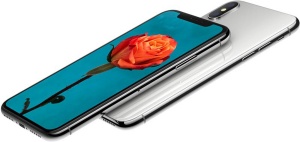 Apple za dvajseto obletnico telefona iPhone pripravlja drzno preobrazbo