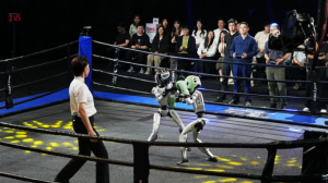 Prva borba robotov v ringu
