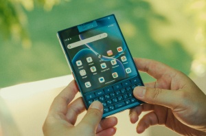 Prihaja sodobni Blackberry