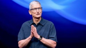 <span><span>Tim Cook gre v pokoj</span></span>