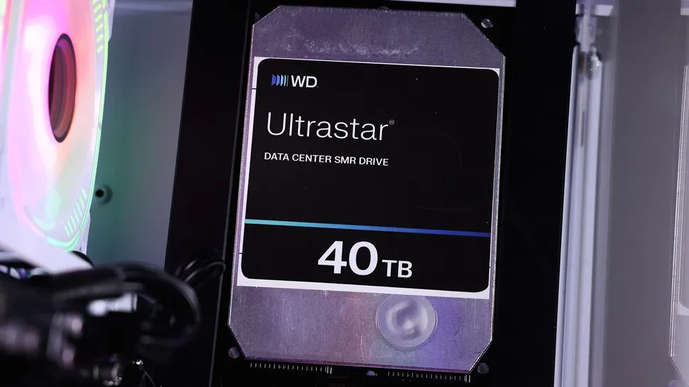 Western Digital in Seagate sta že prodala vse diske, ki jih bosta letos proizvedla.