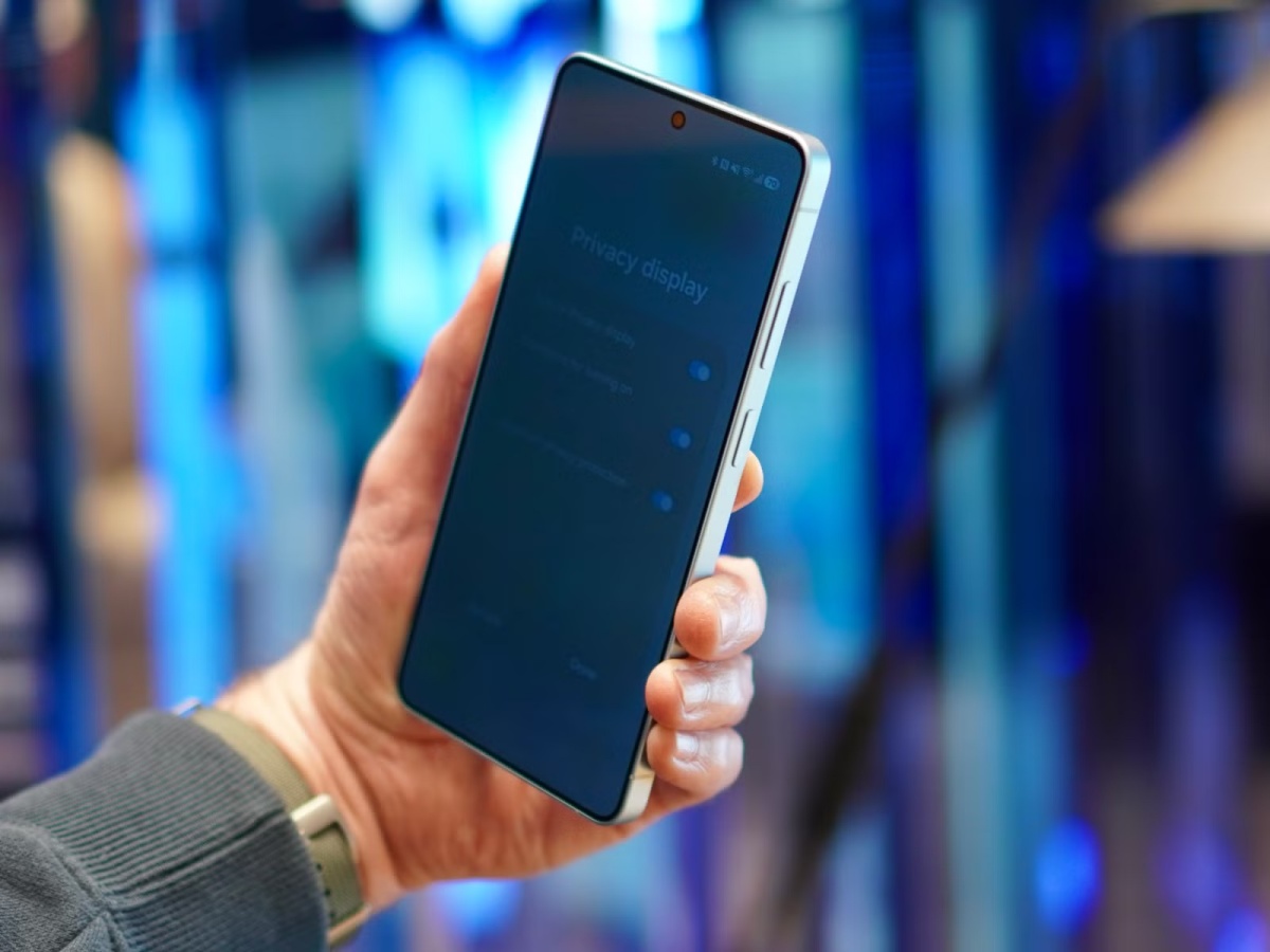 Kupci vračajo Samsung Galaxy S26 Ultra