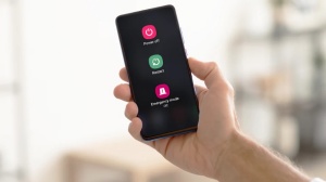 Samsung svetuje, da vsak dan ponovno zaženemo telefon