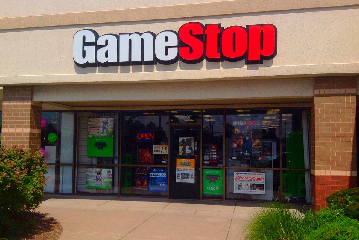 Palček GameStop želi kupiti veliki Ebay