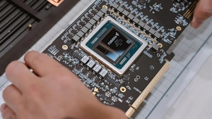 Broadcom in FuriosaAI združujeta moči za novo dobo umetne inteligence